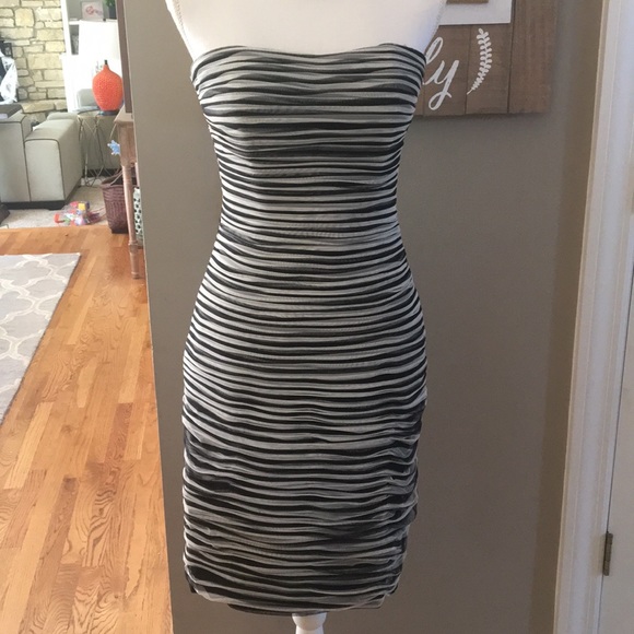 Jovani Dresses & Skirts - Jovani Black & White stripe tulle strapless dress